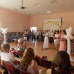 Торжественное вручение аттестатов обучающимся, окончившим 9 класс