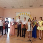 Торжественное вручение аттестатов обучающимся, окончившим 9 класс