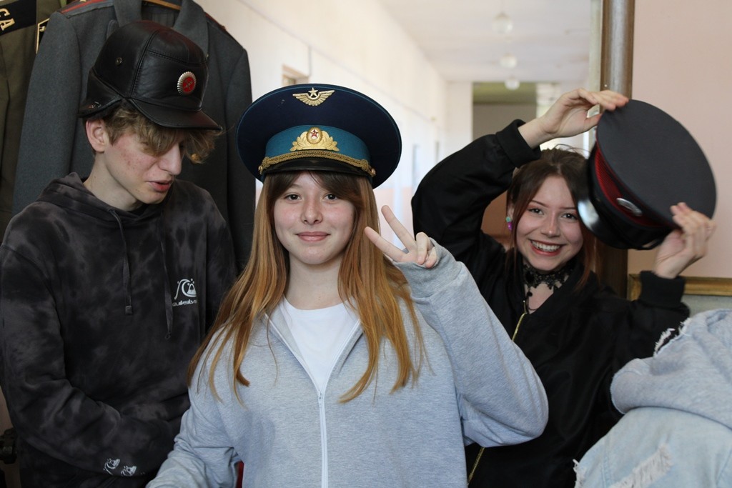 Вы сейчас просматриваете Экскурсия для 9 в класса в школьный музей «Исток»