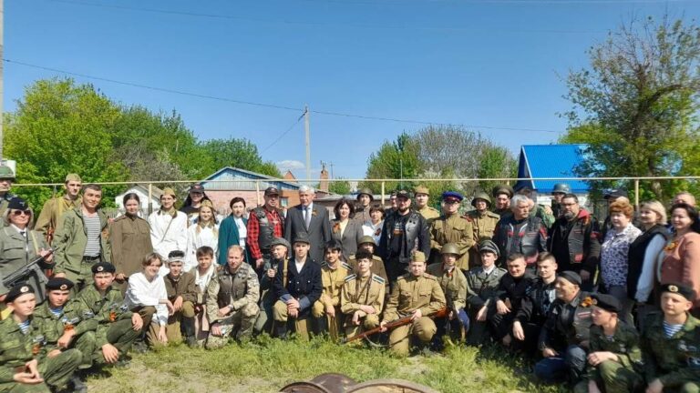 Подробнее о статье Встреча с участниками Всероссийского мотоклуба «Ночные волки»