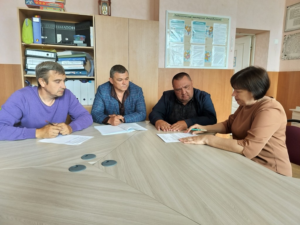 Вы сейчас просматриваете Новый состав Совета отцов