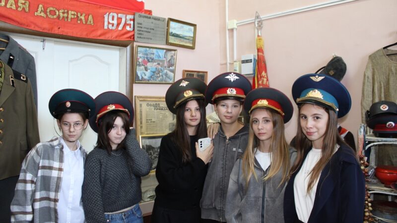 Экскурсия в школьный музей