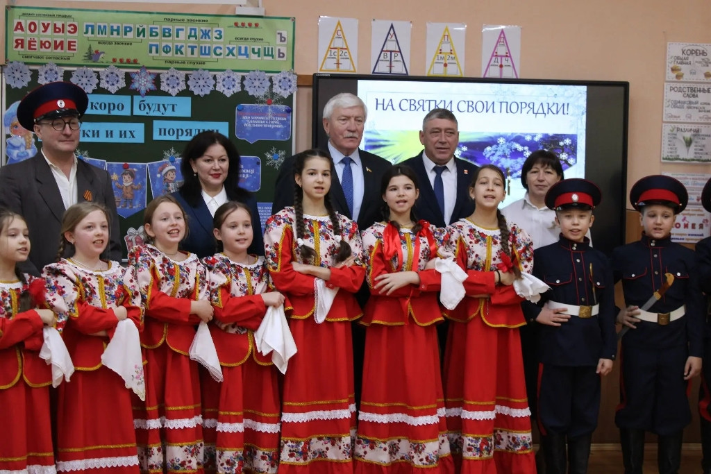 Вы сейчас просматриваете На Святки свои порядки