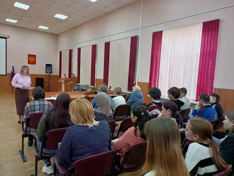 Подробнее о статье Родительское собрание для будущих выпускников: целевое обучение и подготовка к ЕГЭ