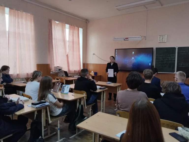Подробнее о статье Встреча с инспектором ПДН: профилактика буллинга в школьной среде
