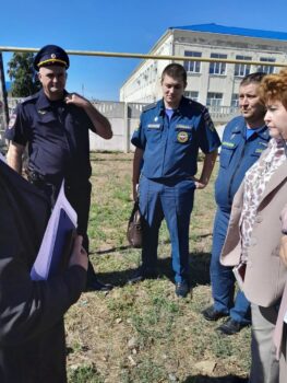 Подробнее о статье Учебная тренировка по отработке действий в чрезвычайных ситуациях прошла в школе