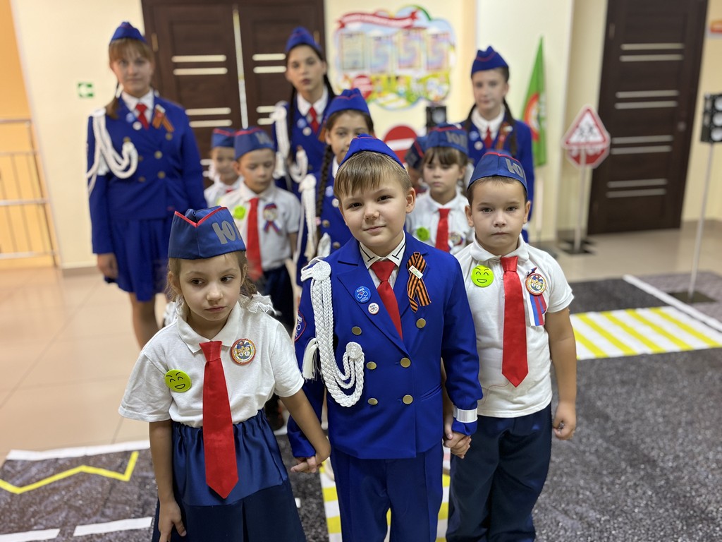 Вы сейчас просматриваете День пешехода